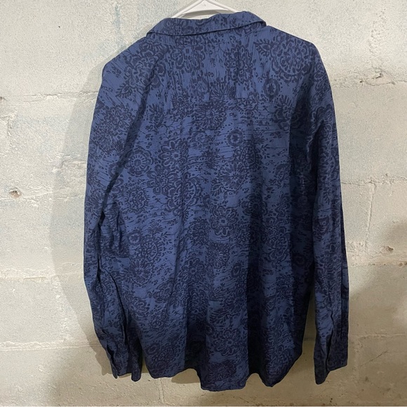 Eddie Bauer button down shirt mens size XL blue - Picture 2 of 3